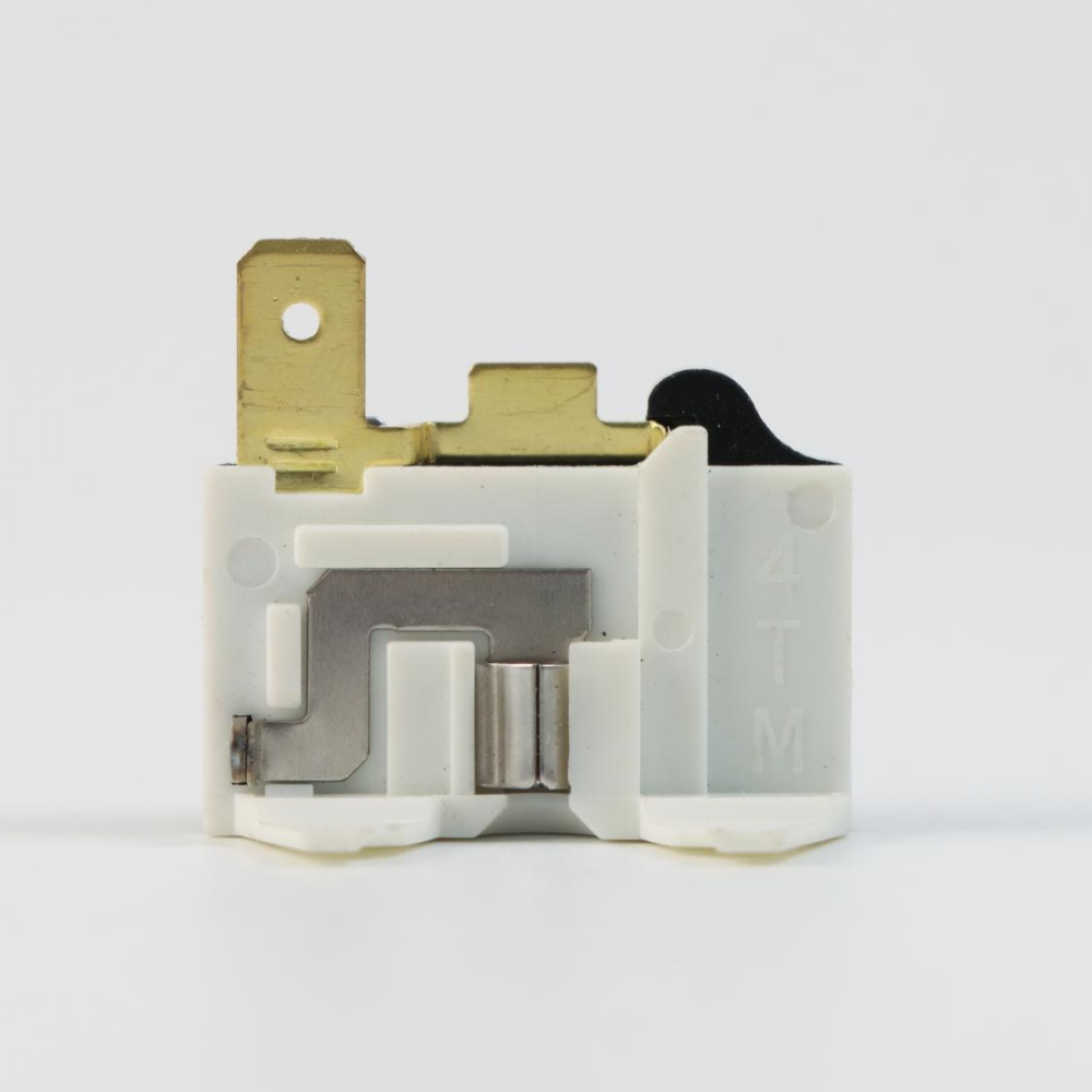 Refrigerator Compressor Overload Protector   D0203018A001